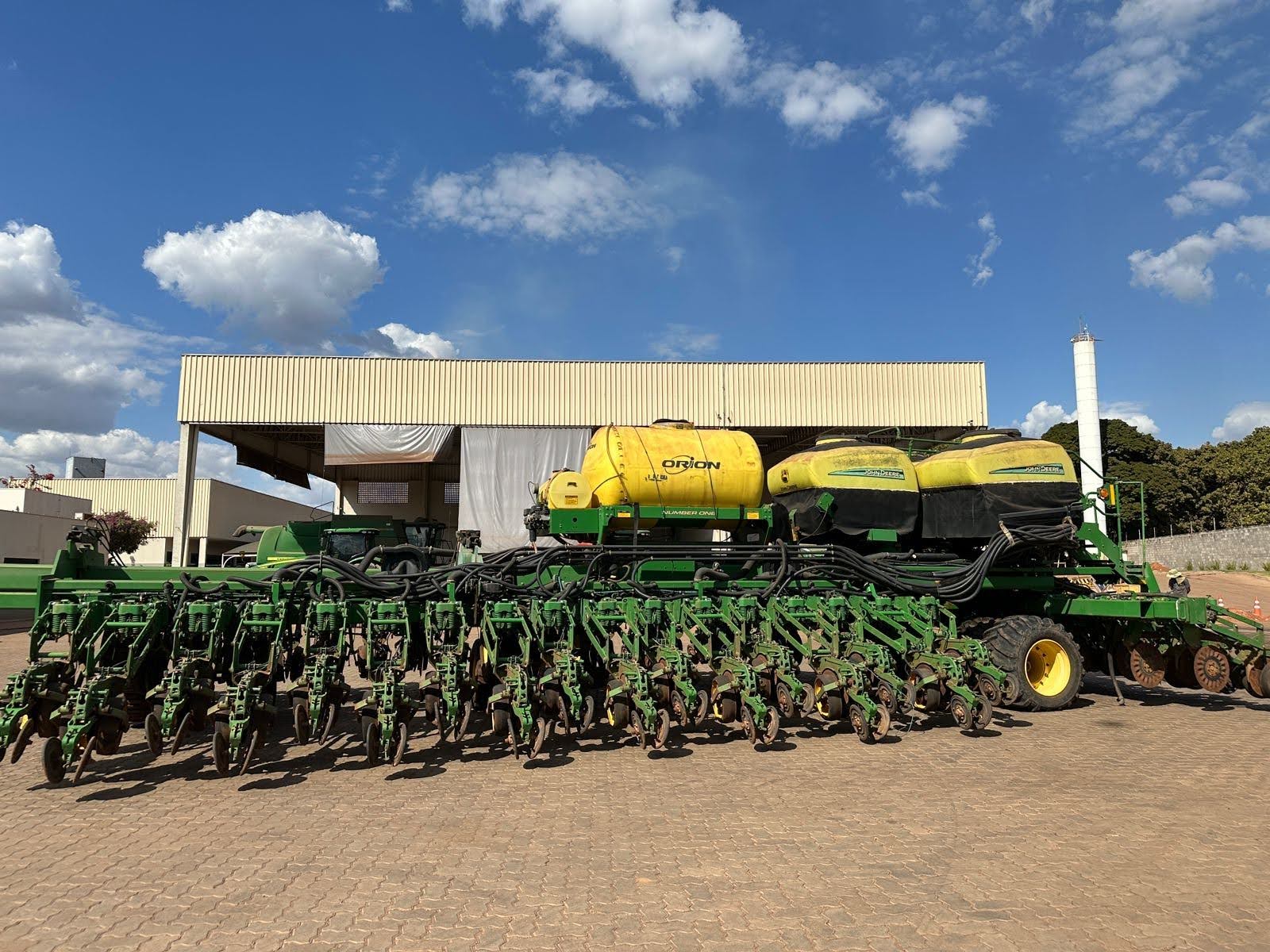 Plantadeira John Deere DB74 2016